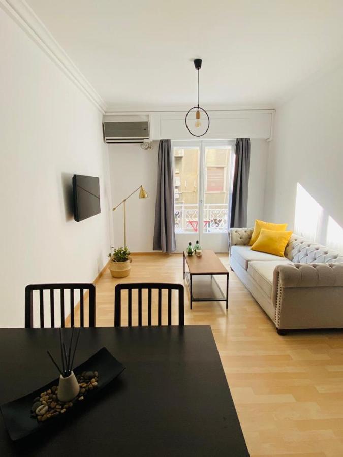 Lovely Apartment In The Heart Of أثينا المظهر الخارجي الصورة