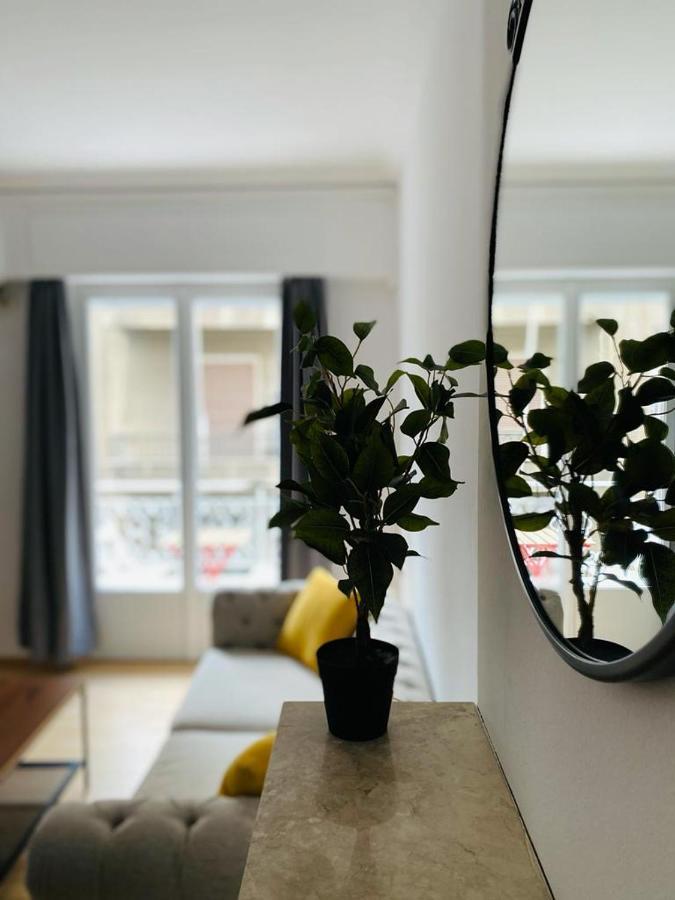 Lovely Apartment In The Heart Of أثينا المظهر الخارجي الصورة