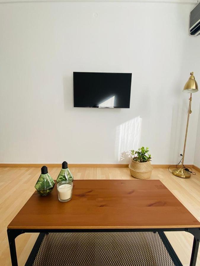 Lovely Apartment In The Heart Of أثينا المظهر الخارجي الصورة